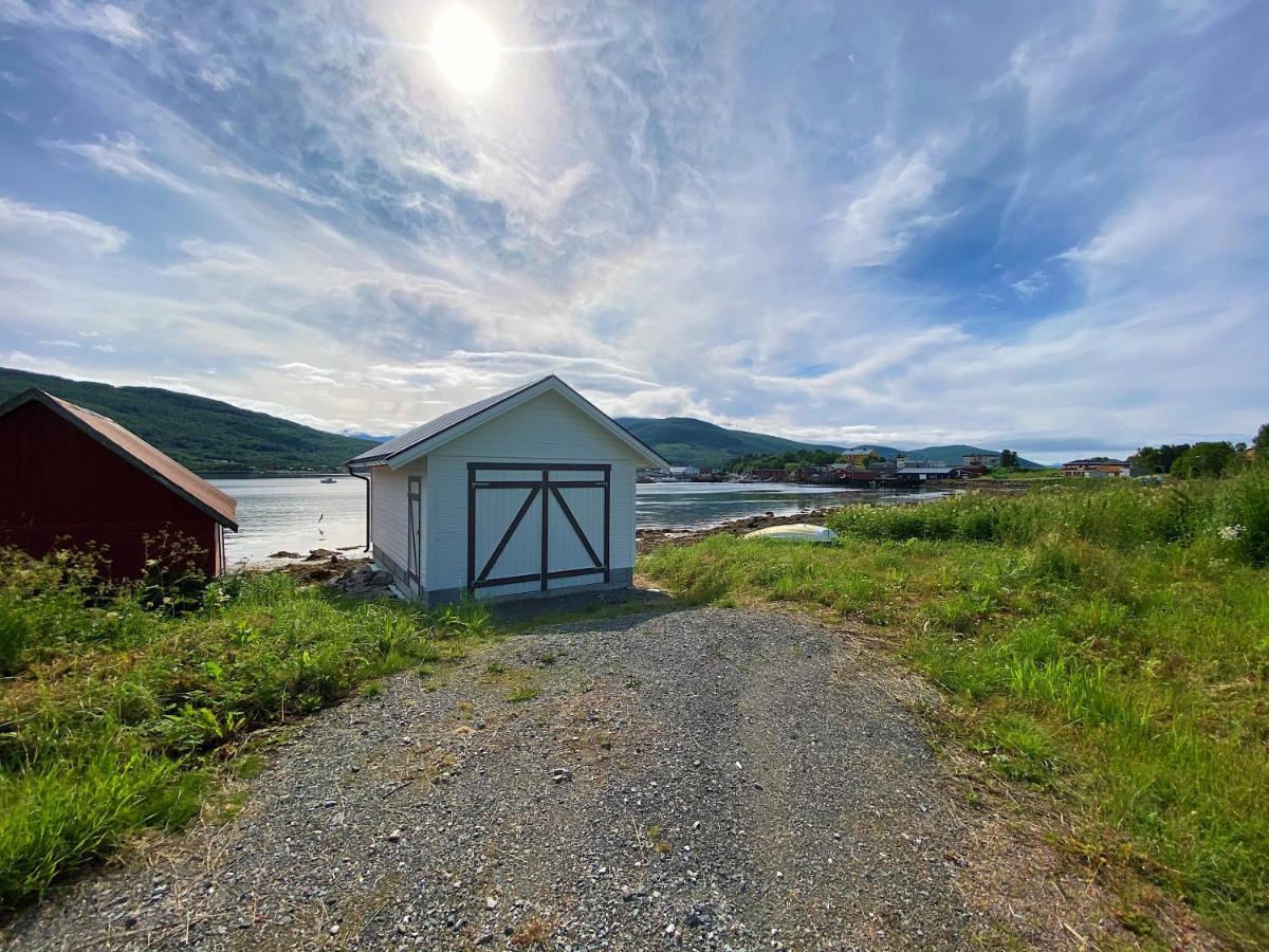 Visit Leif At Senja Apartman Gibostad Kültér fotó